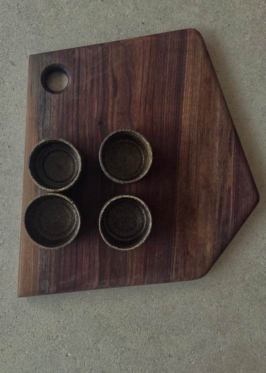 Tasse a cafe noir marbree hap ceramique uzes atelier